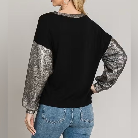 Cracked Metallic Long Sleeve Stretch Knit Top in Black - Picture 6 of 11